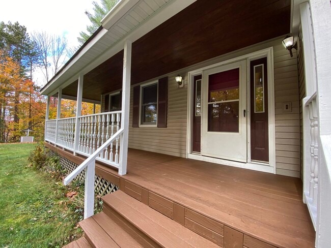 Building Photo - 95 Mammoth Rd