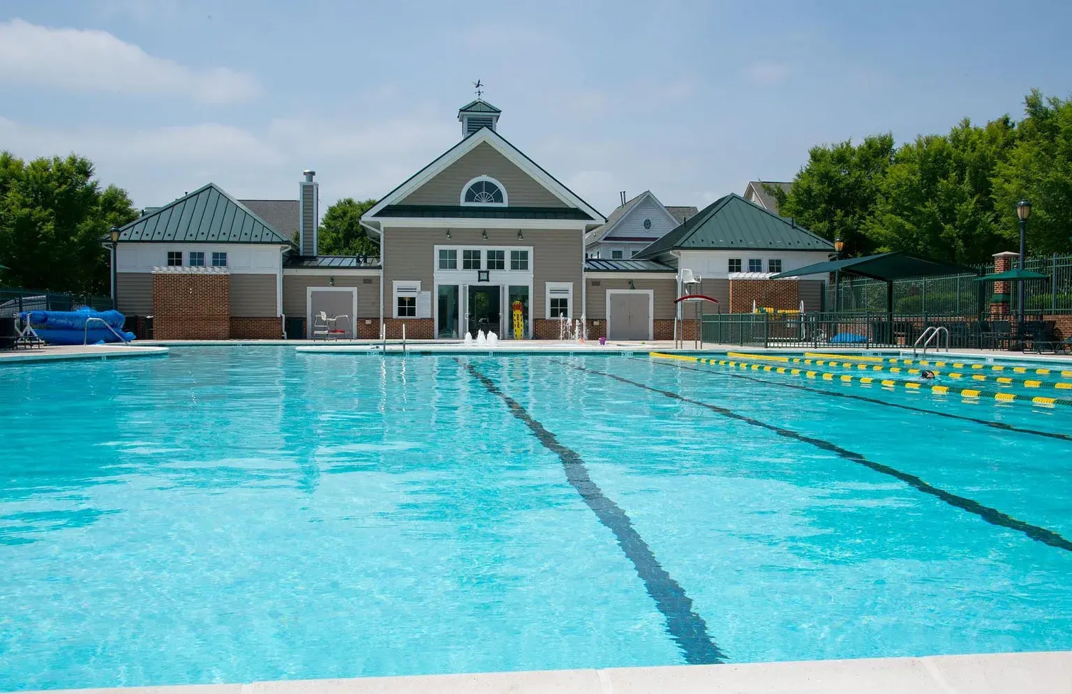 Building Photo - 410 Redland Blvd