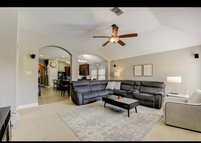 Building Photo - 16707 Promenade Park