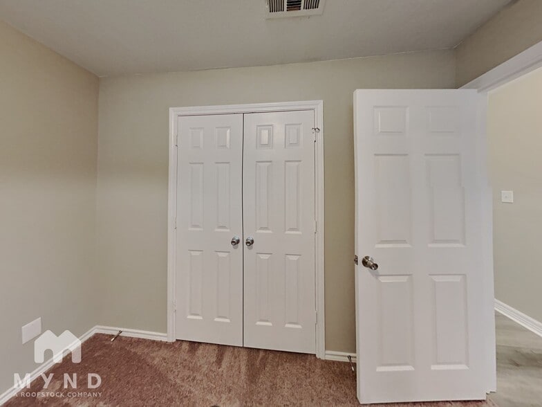 Building Photo - 106 Boardwalk St