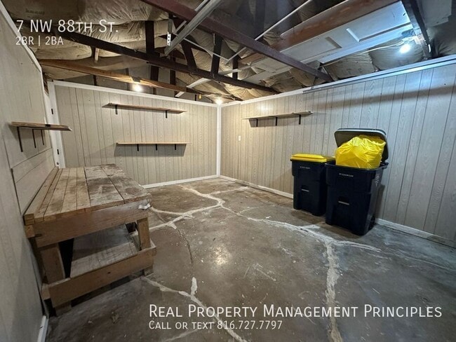 Building Photo - 7 NW 88th St