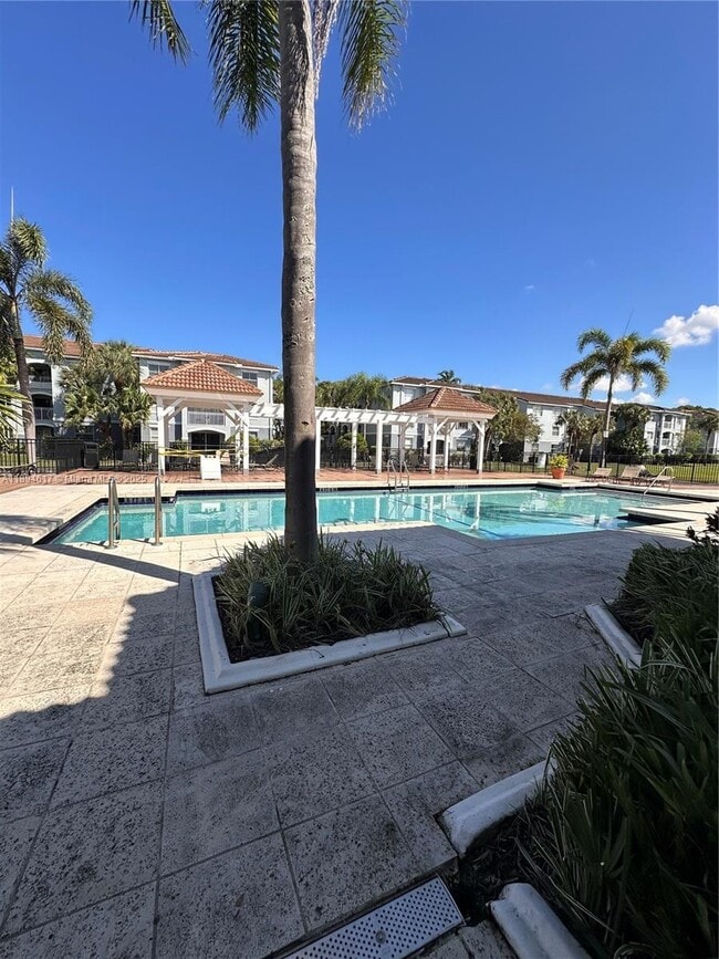 Building Photo - 2-Bed, 2-Bath Apartment with Garage Resort...