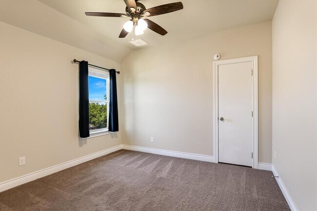 Building Photo - 3908 Crispin Hall Ln
