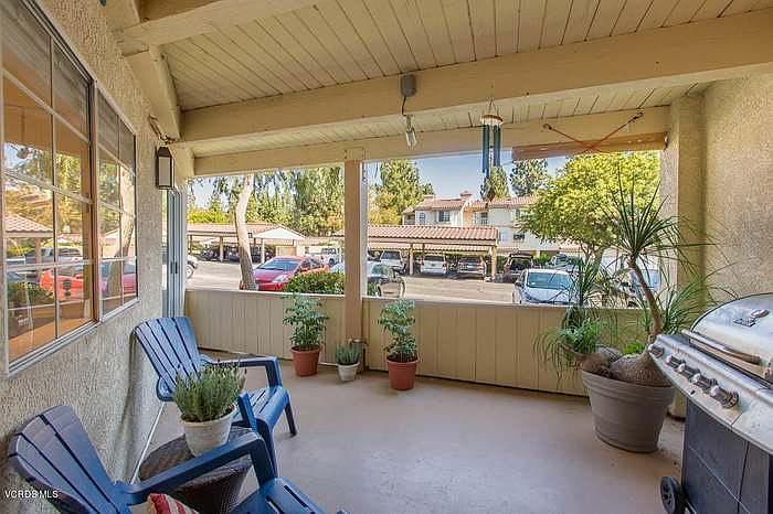 Building Photo - 653 Oak Run Trl