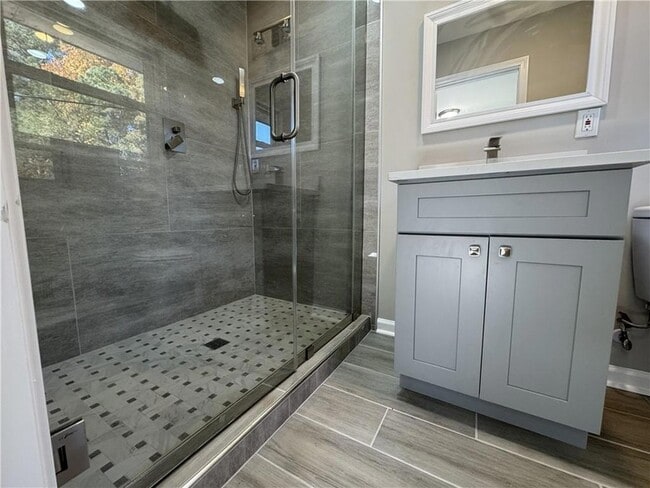 Building Photo - 3489 Creighton Rd SW