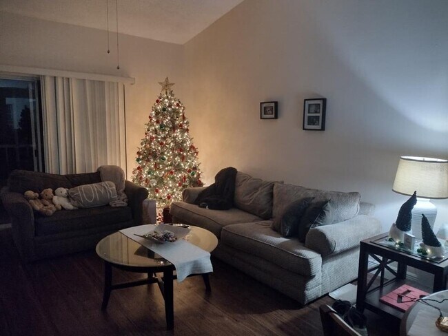 Building Photo - 13829 Timberland Dr