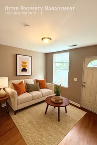 Building Photo - 1823 Willington St