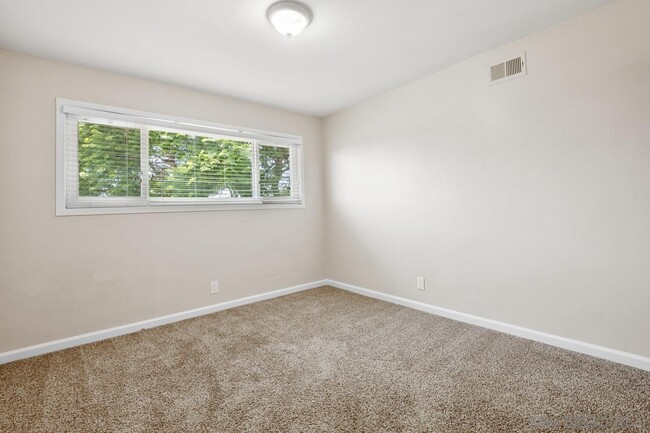 Building Photo - 3752 Alta Loma Dr