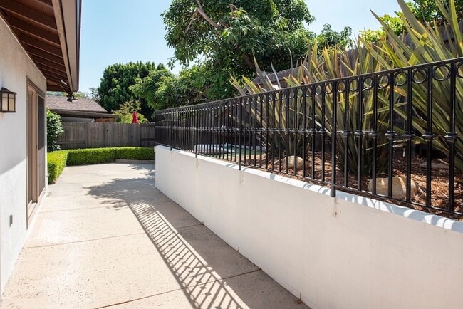Building Photo - 772 Terni Ln