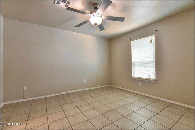 Building Photo - 7351 Burntside Ln