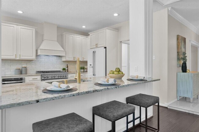 Building Photo - 2811 Crossvine Cir