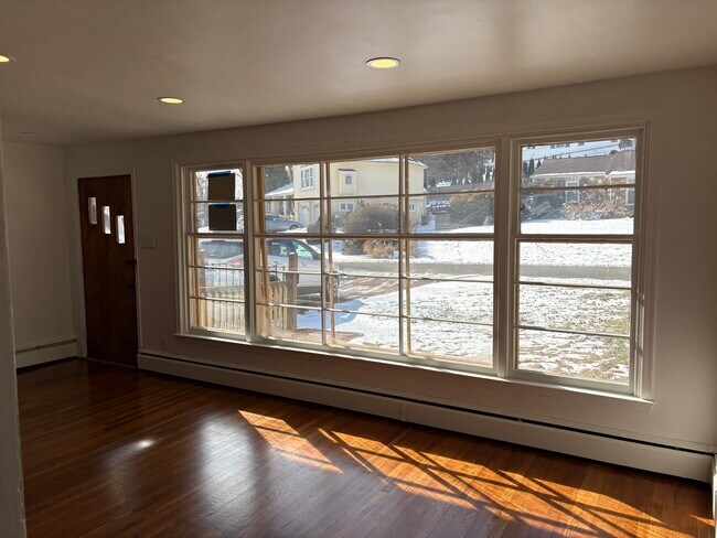 Building Photo - 77 Winding Ln