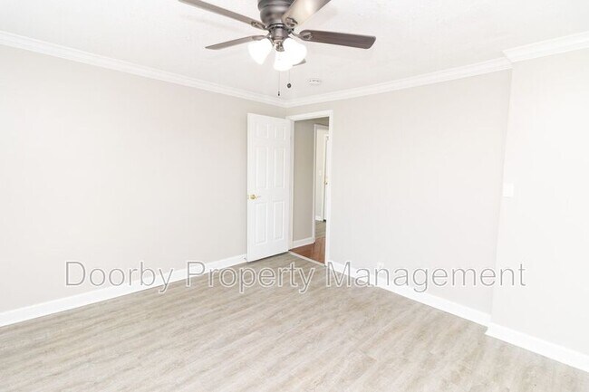 Building Photo - 727 Talley Rd