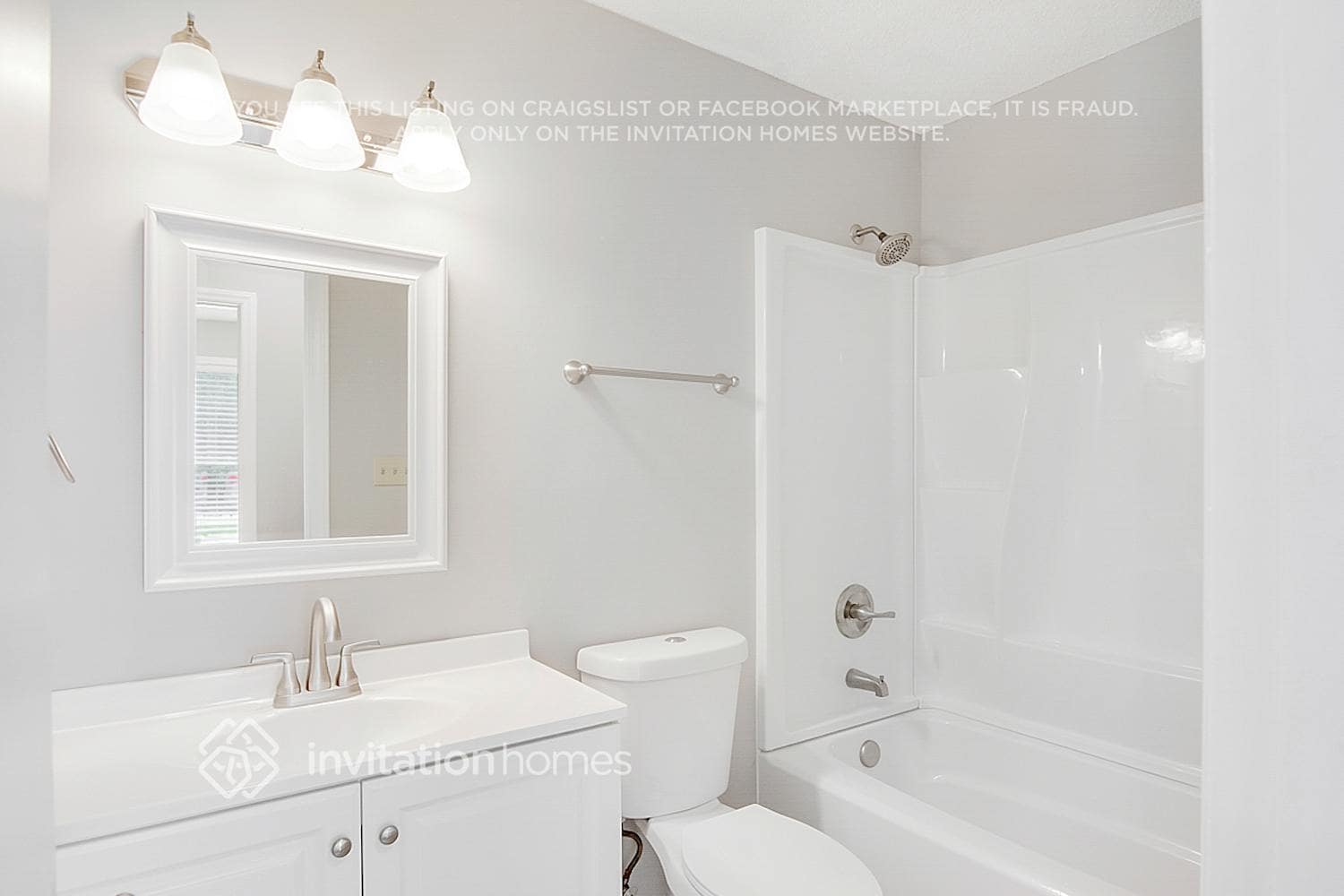 Building Photo - 3620 Castlegate Dr