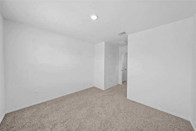 Building Photo - 4905 Blue Beetle Rdg Dr