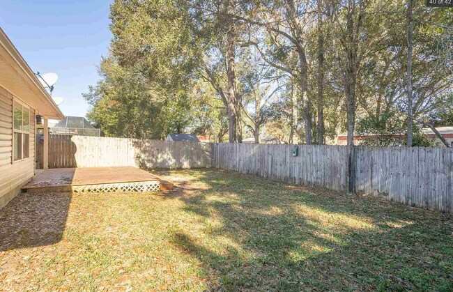 Building Photo - 9470 Lutoo Ln