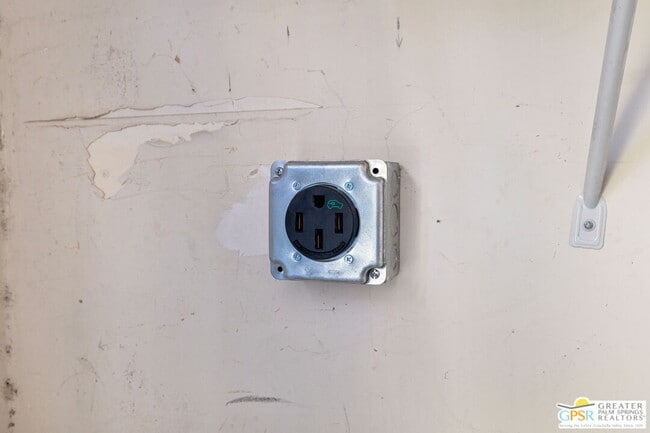 Building Photo - 17 Mission Ct