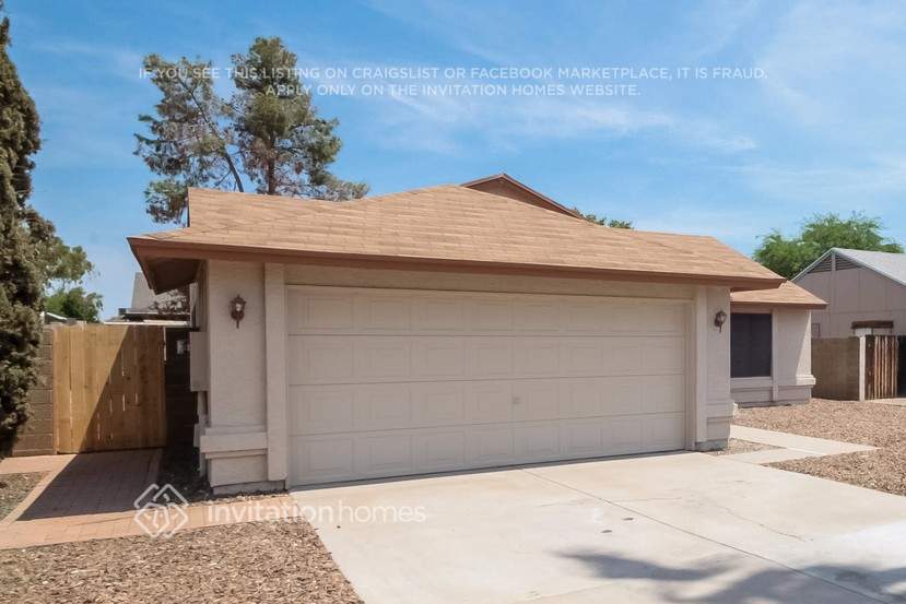 Building Photo - 3338 W Monona Dr
