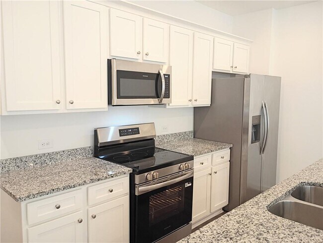 Building Photo - 124 Hazel Dr