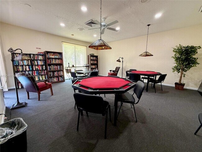 Building Photo - 14790 Bonaire Blvd