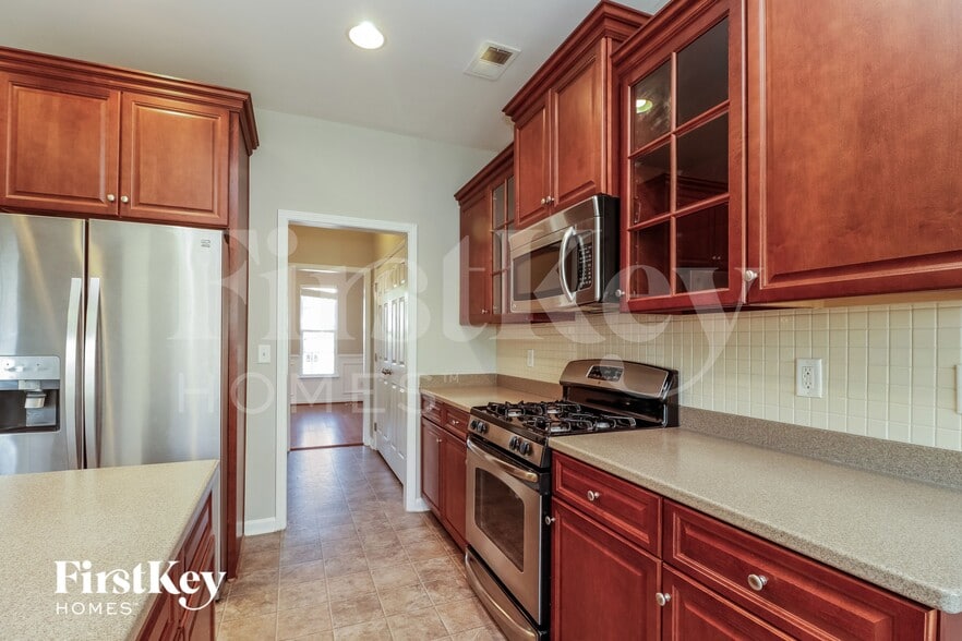 Building Photo - 519 Chaff Ln