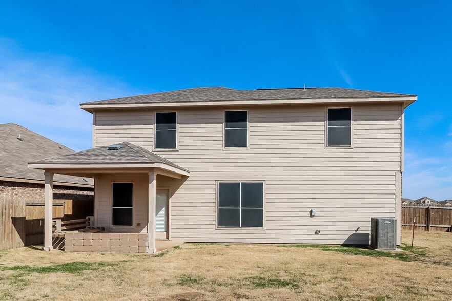 Building Photo - 4268 Tower Ln