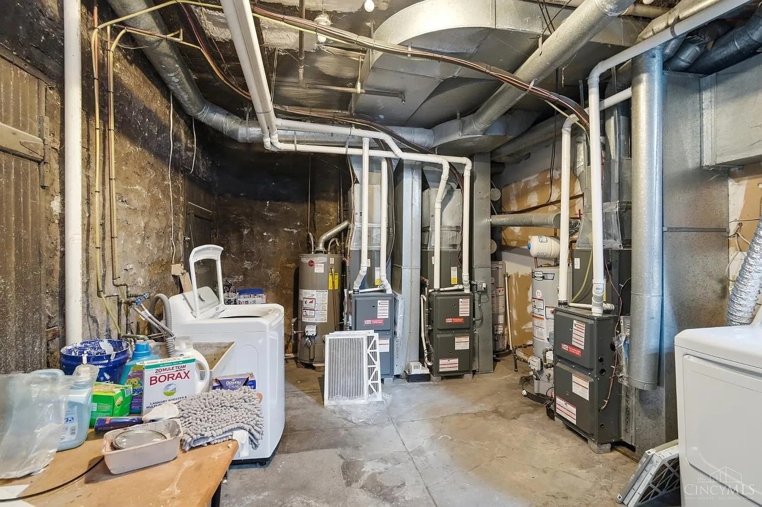 Building Photo - 535 Klotter Ave