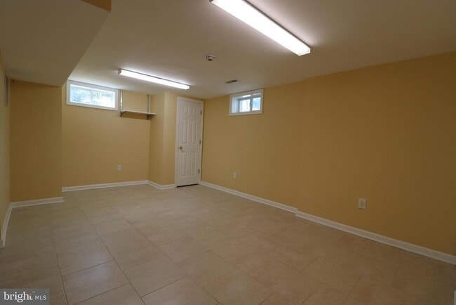 Building Photo - 4006 Buckman Rd