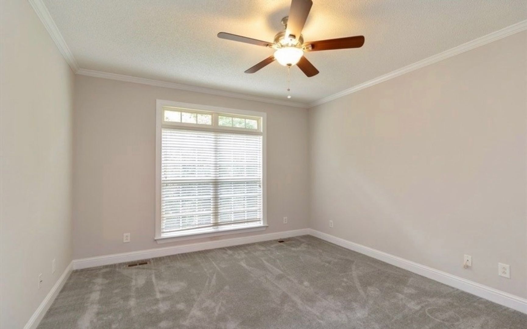 Building Photo - 224 High Ridge Ct
