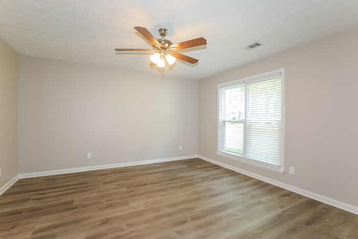 Building Photo - 669 Brooke Manor Ct