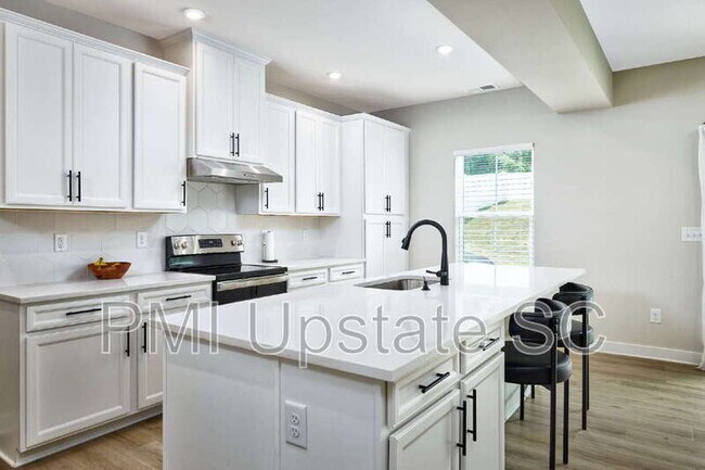 Building Photo - 997 Jade Wy