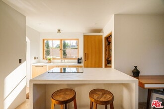 Building Photo - 2640 Clyde Ave