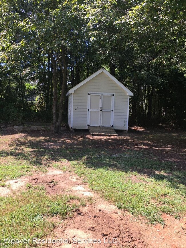 3 br, 2 bath House 187 Mustang Lane 187 Mustang Ln Zebulon NC 27597