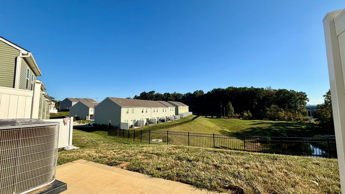 Building Photo - 333 Emma Victoria Wy