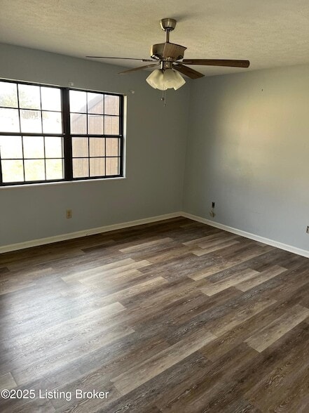 Building Photo - 1012 Windview Pl