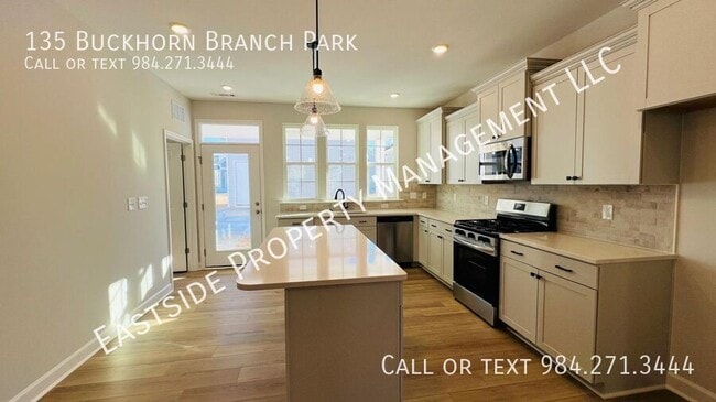 Building Photo - 135 Buckhorn Br Pk