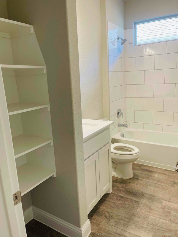 Building Photo - 4740 Dewy Rose Ln