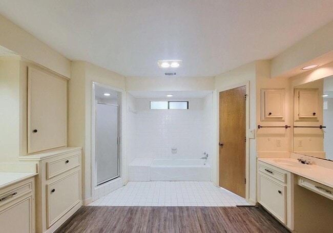 Building Photo - 2810 Thorne Creek Ln