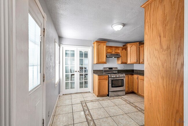 Building Photo - 3519 N Northstar Ave