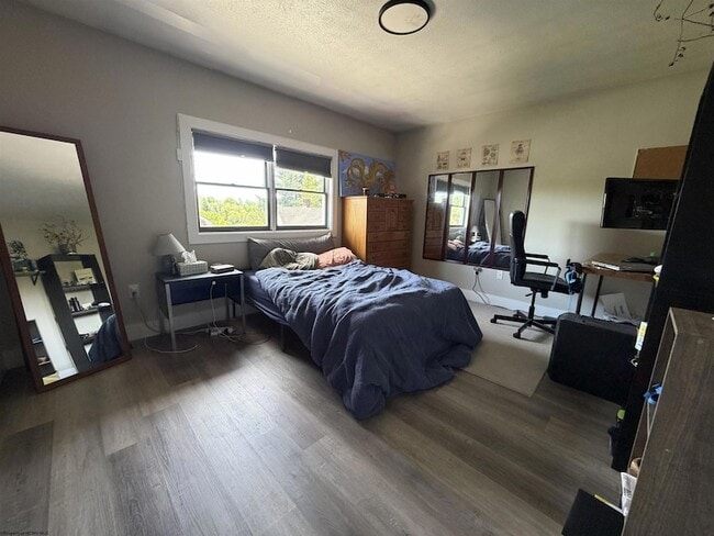 Building Photo - 32 Highland Ave