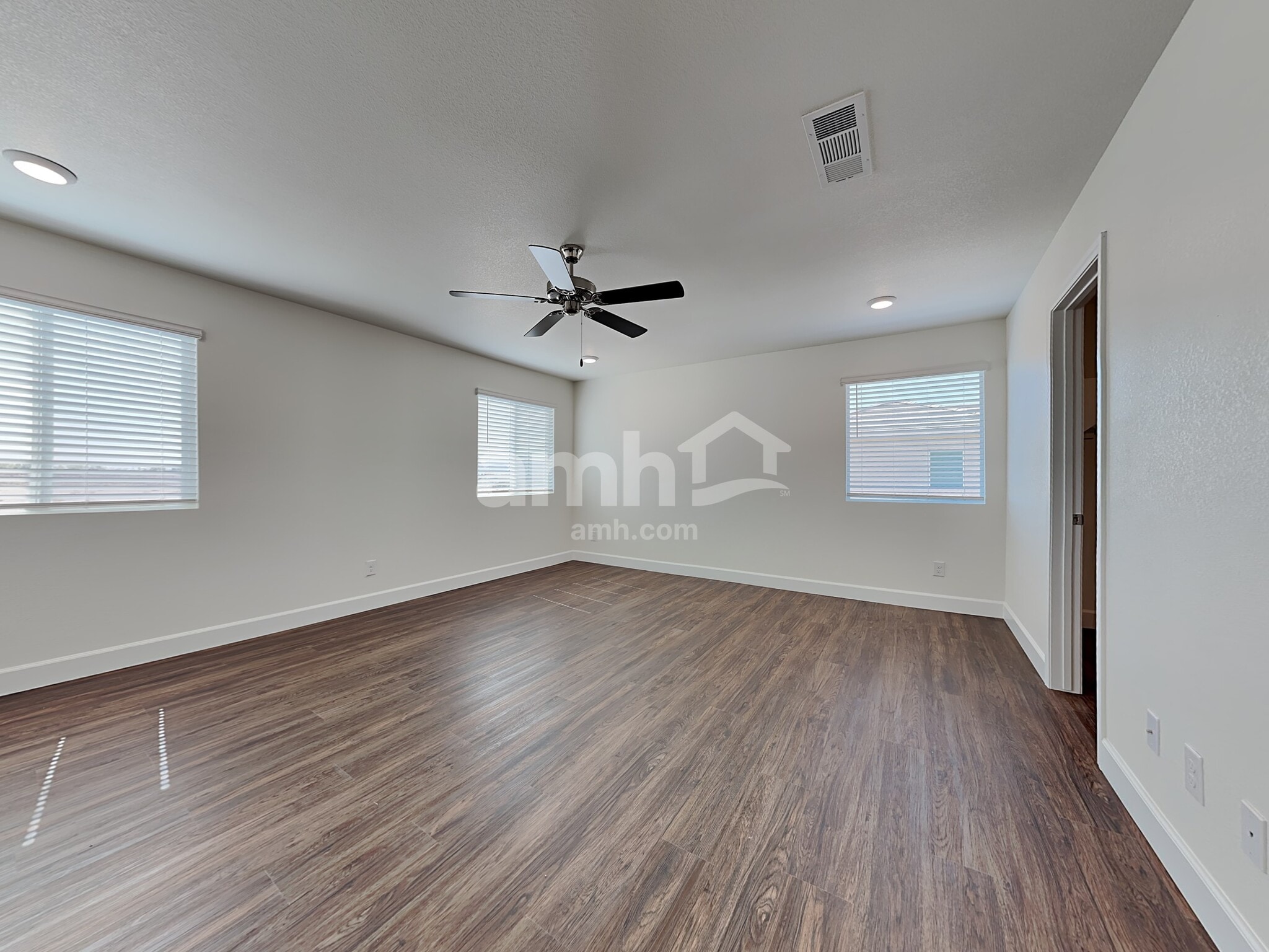 Building Photo - 6106 Theodore St