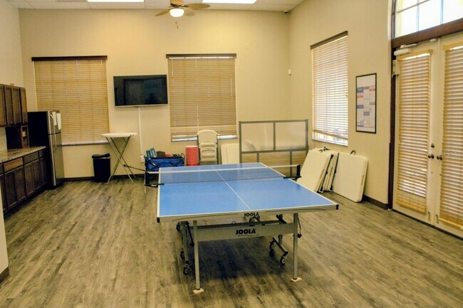 Building Photo - 3958 Carrick Bend Dr