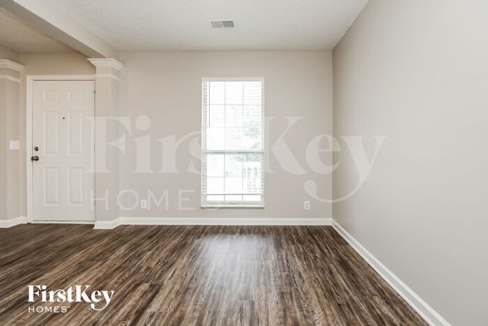 Building Photo - 6005 Monroe Crossing