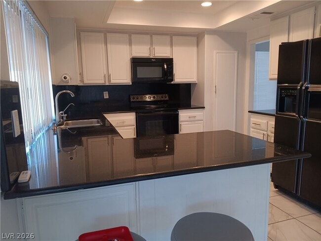 Building Photo - 6221 Peppermill Dr