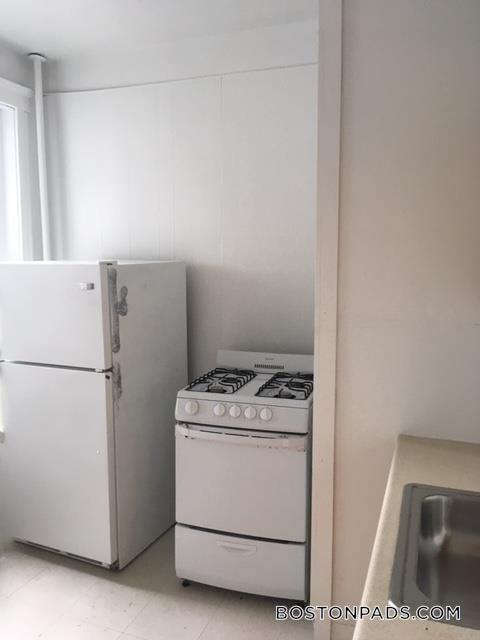 Building Photo - 171 Hemenway St