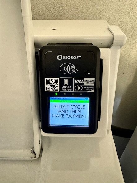 Building Photo - 206 High St