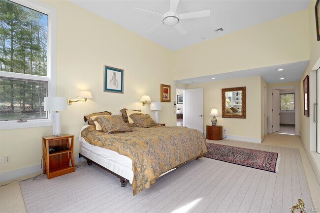 Building Photo - 17 Fox Run Rd