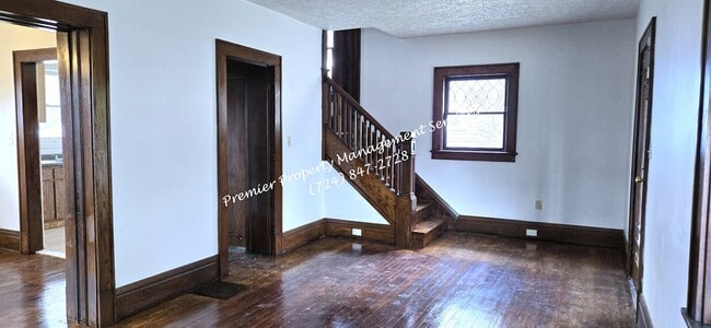 Building Photo - 180 Cedar Ave