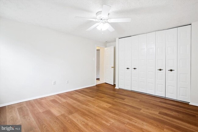 Building Photo - 10641 John Ayres Dr