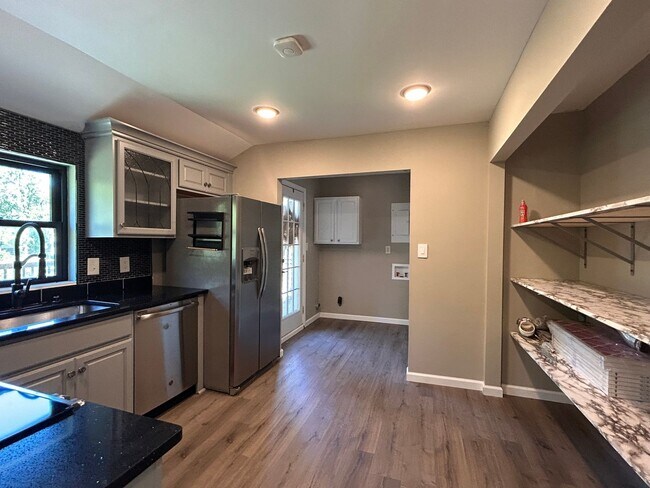 Building Photo - 3869 Boulder Creek Rd